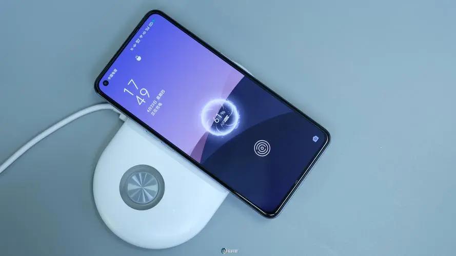 没有电线也可以充电，为何无线充电技术可以改变充电方式？