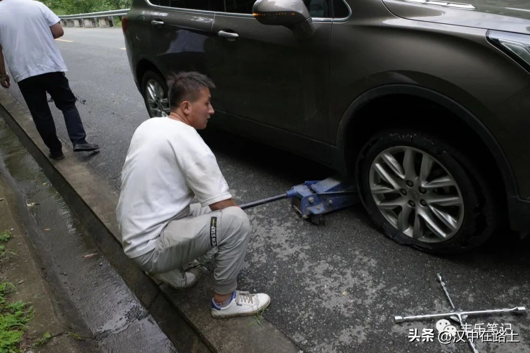 秦岭汉中之旅,翻越秦岭到四川