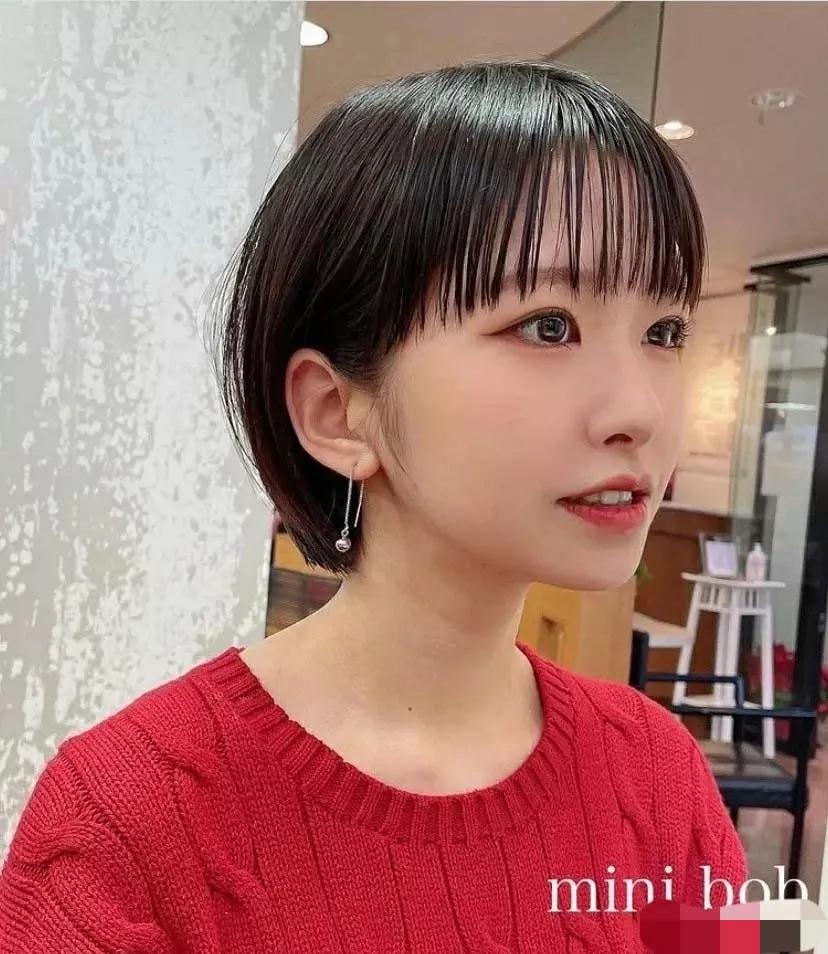 小圆脸适合剪短发吗,肉肉的小圆脸女生剪短发