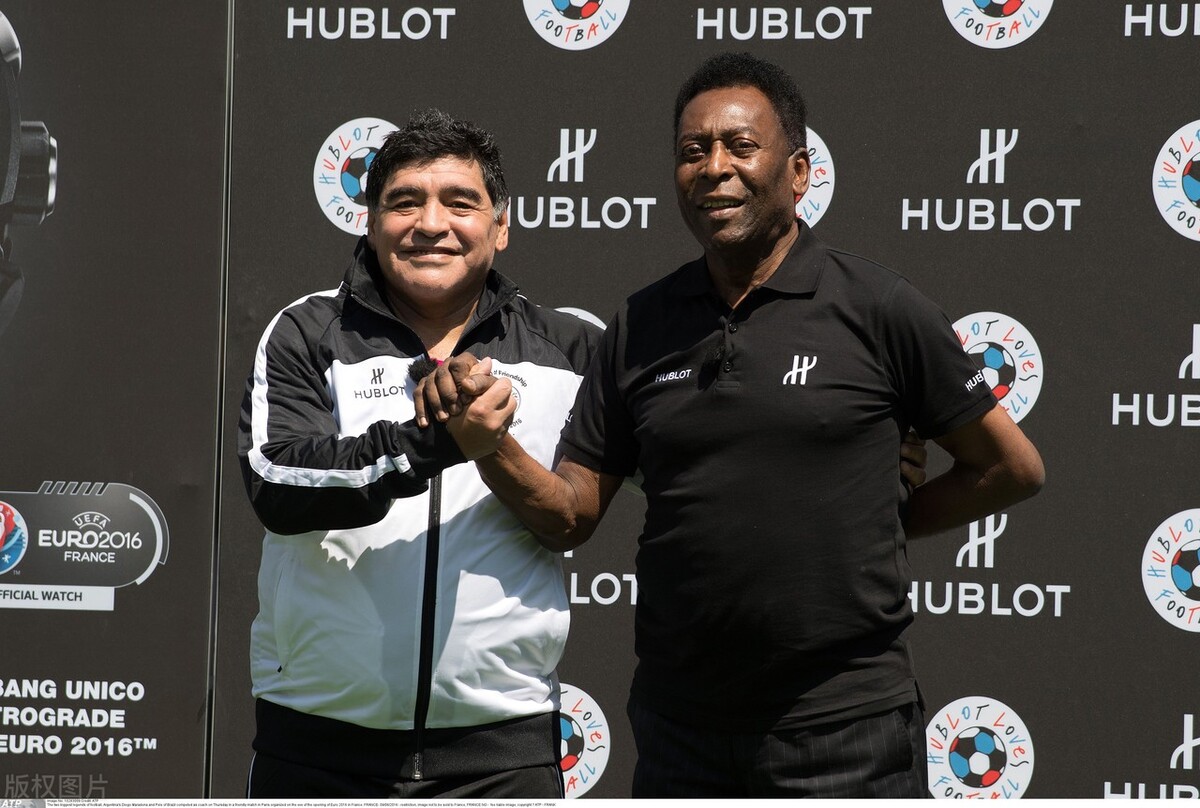 球王贝利葬在哪里,球王贝利遗体告别仪式全过程