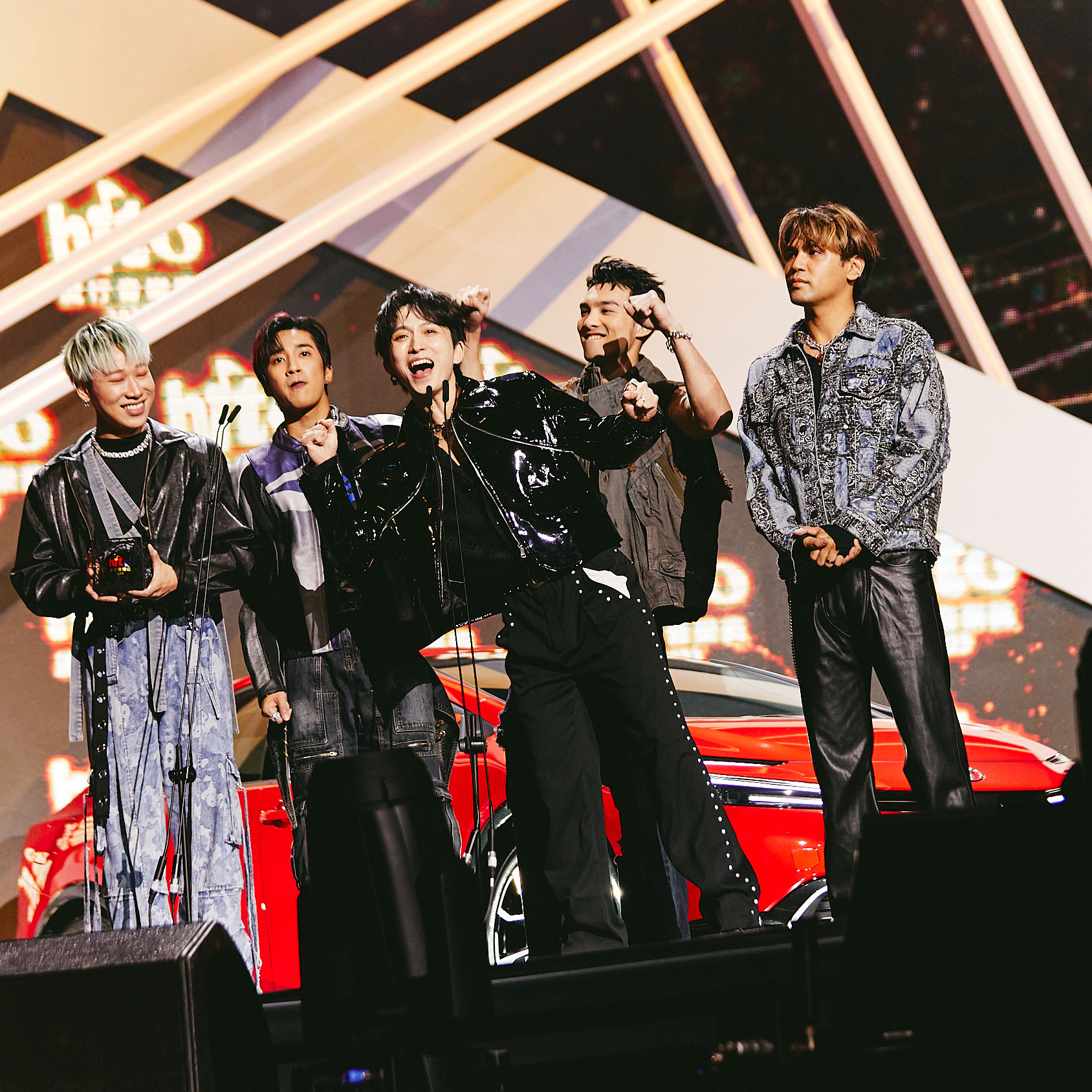 九泽CP抢先登小巨蛋高规格首唱新歌五坚情重磅预告新歌新团综