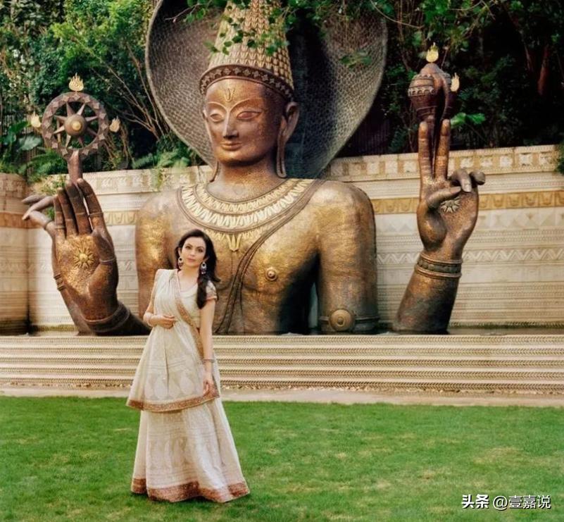 印度首富之妻有多壕,印度首富的妻子手机壳