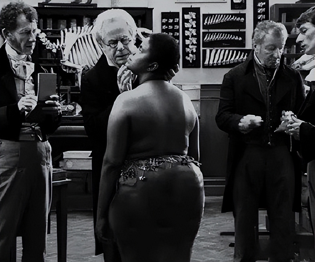 非洲女孩巴特曼因有巨臀,一生被赤身裸体展览,死后还被做成标本