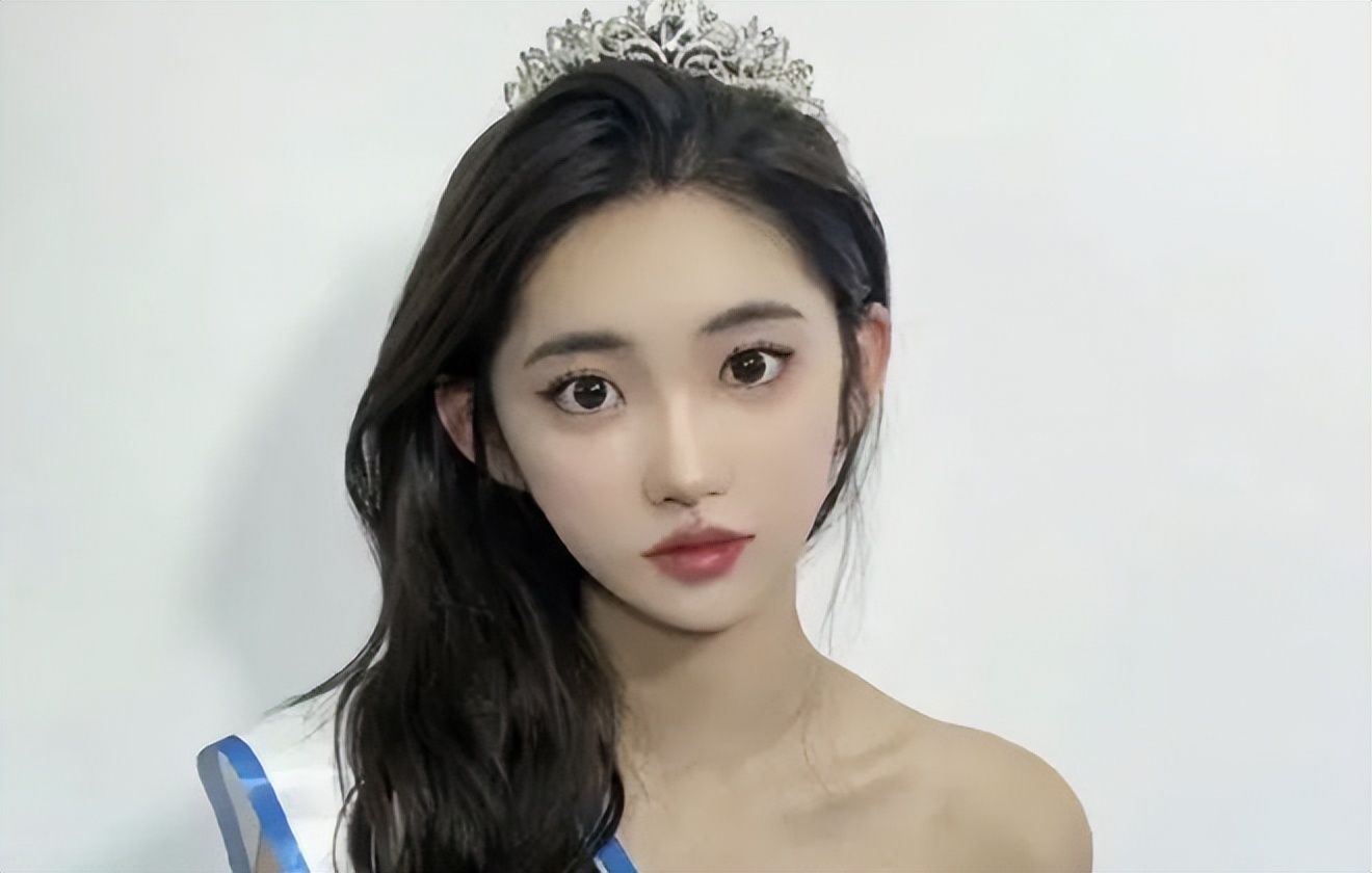 通过变性手术成为女人后街头采访,男网红宣布做完变性手术