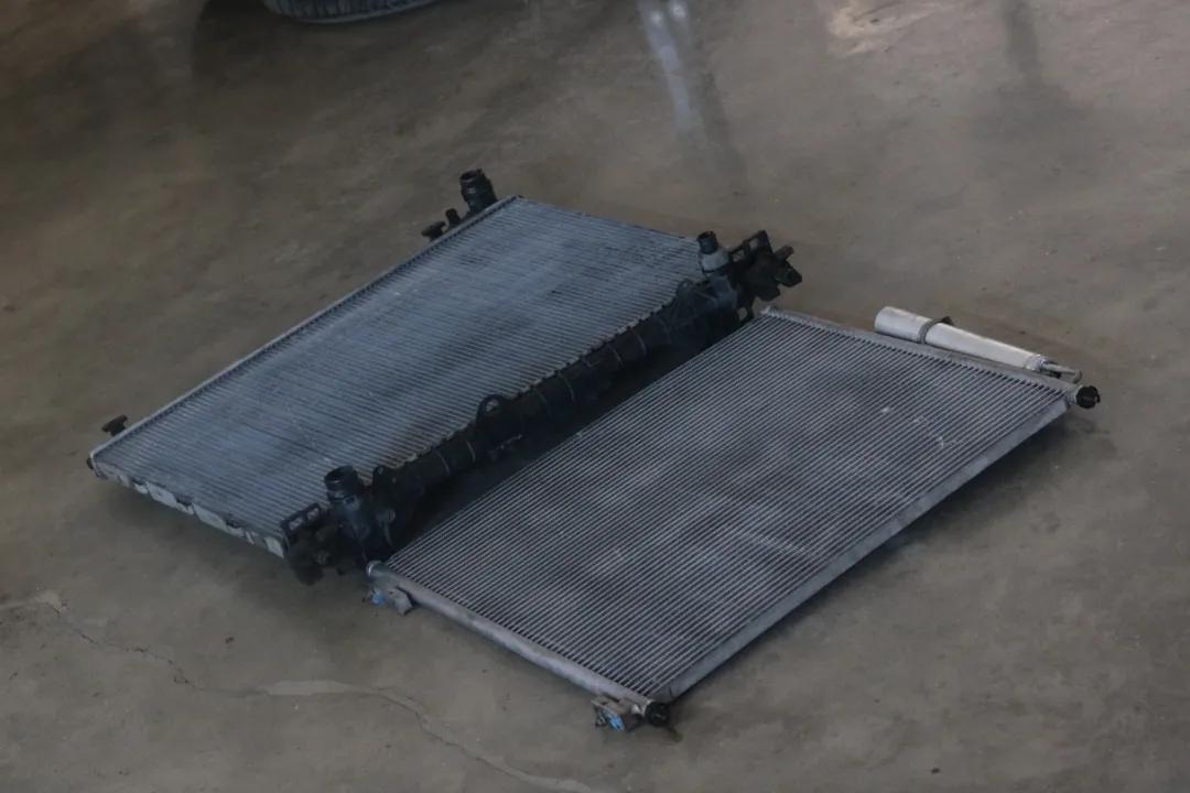 老款路虎揽胜修复,彻底翻新一辆路虎揽胜全过程