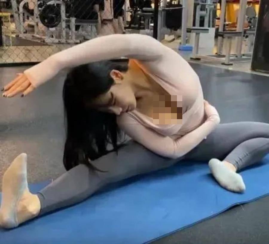 网红健身视频训练,健身网红的腹肌训练