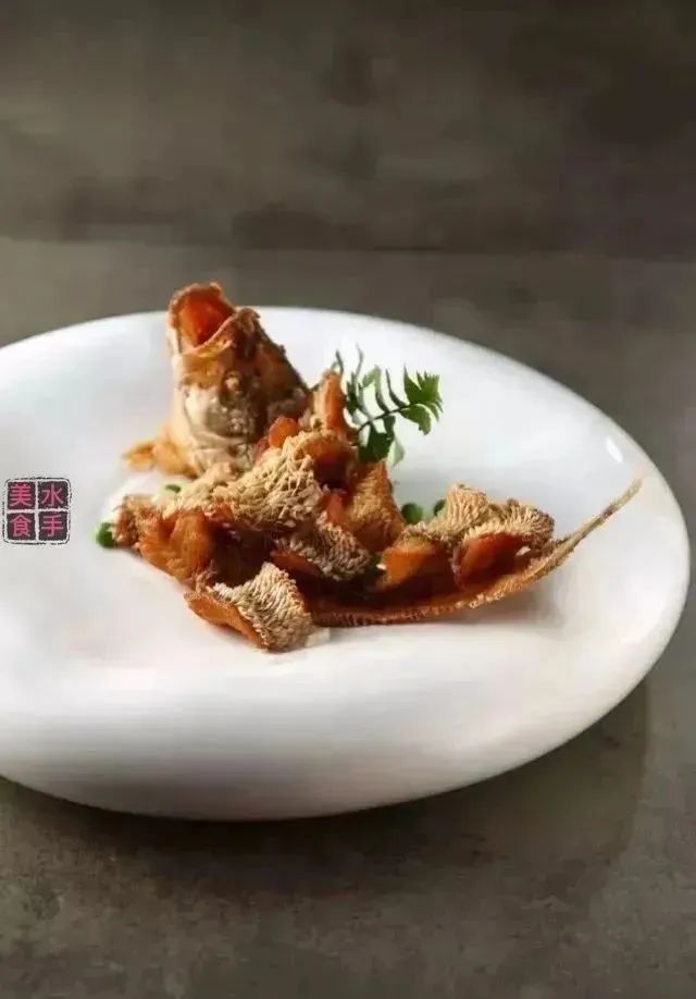 特色绝味鲈鱼做法,七星鲈鱼最正宗的做法