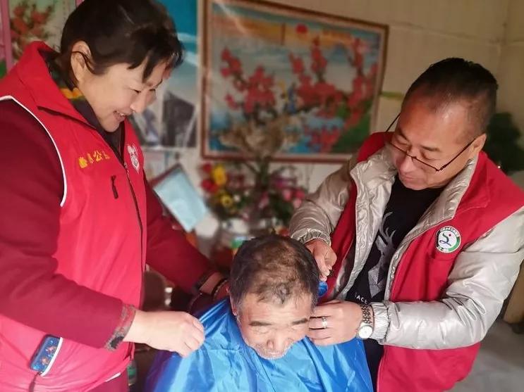 新时代文明实践春节期间志愿活动,文明实践树新风志愿服务暖人心