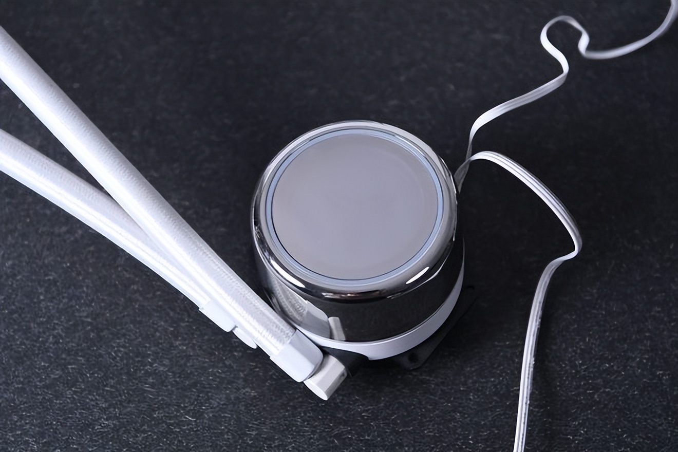 技嘉b760m电竞小雕是丐版吗,技嘉b760ddr4小雕评测