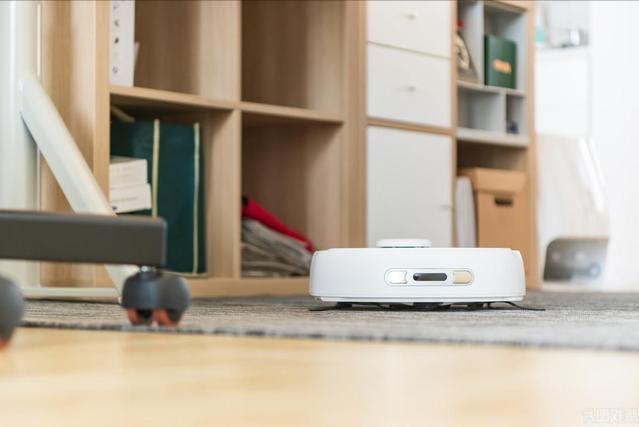 扫地机器人为什么会火,扫地机器人突然自毁了
