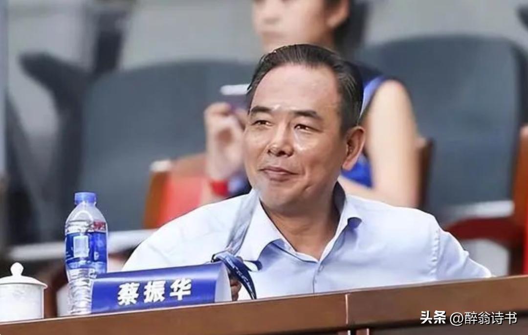 曝李铁被抓8个月后现状,李铁带队冲超成功内幕