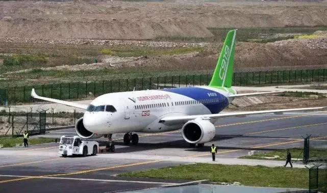 C919首飞失利也不行，首飞成功也有人喷，真是太难了！