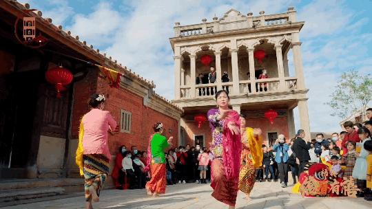 连续21年吊打厦门！这座疯狂“搞钱”的小城，藏着比三亚清净的海