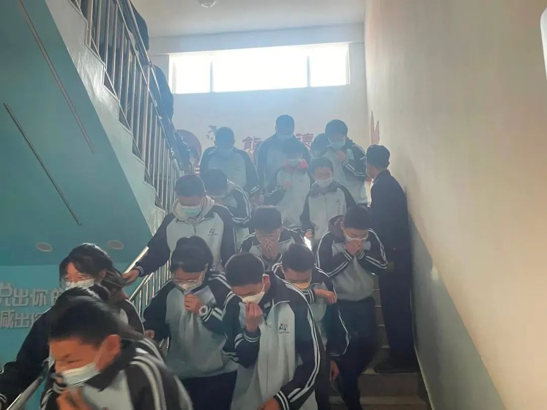 11月9日是消防安全宣传教育日,消防安全宣传月公益讲座