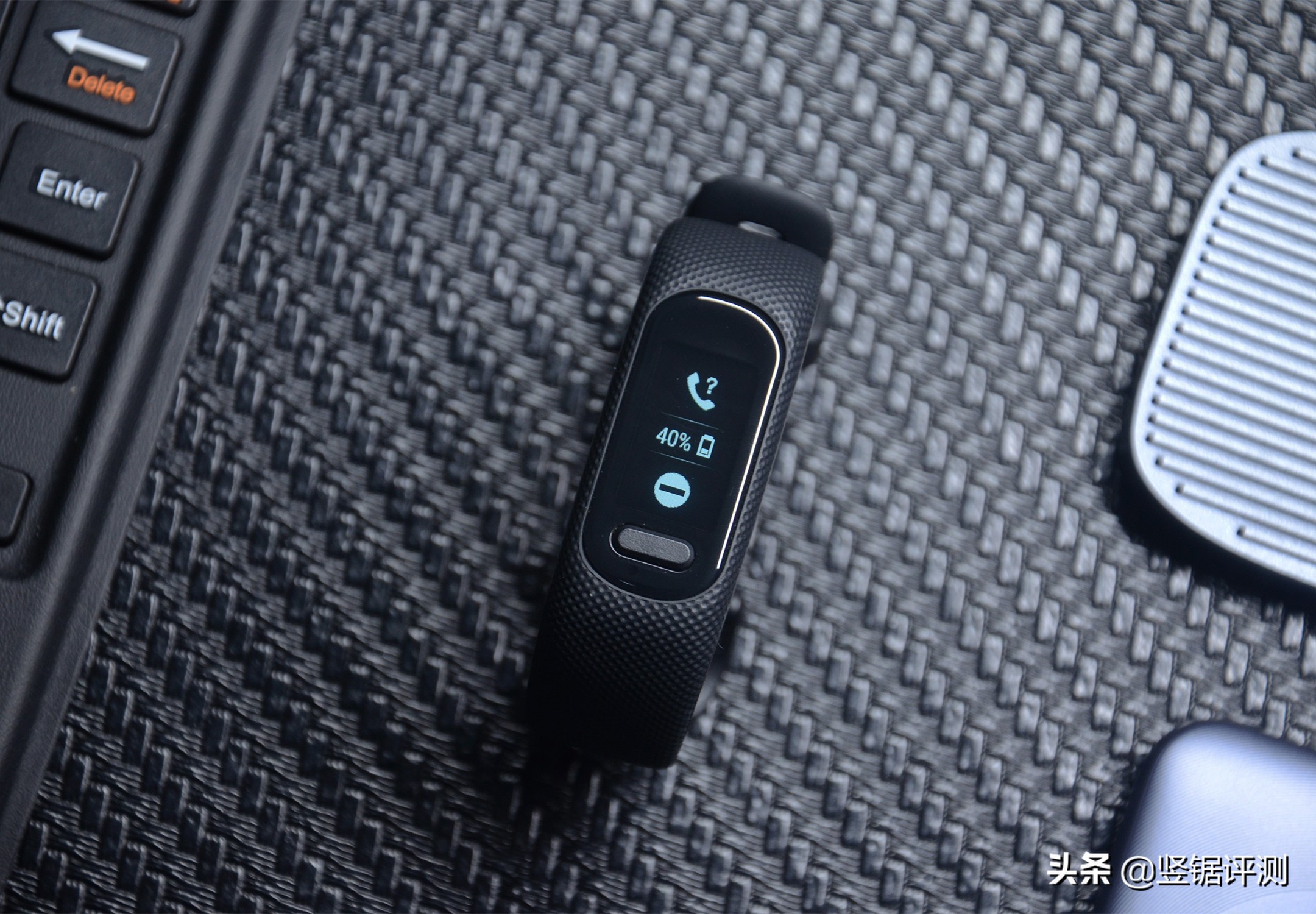 佳明手环4和5哪款好,garmin佳明vivosmart运动手环