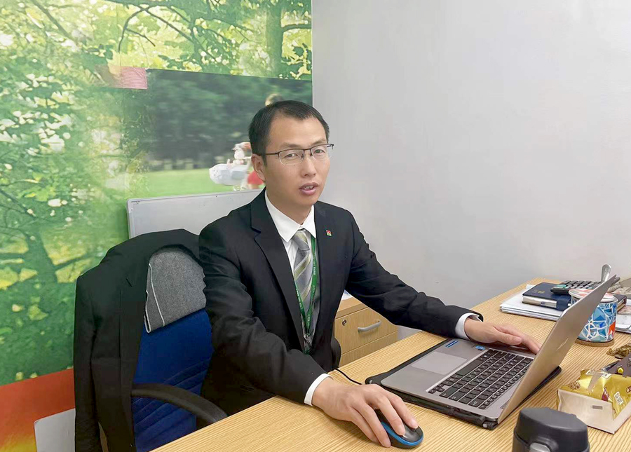 信义房屋高旭,优秀房产店长