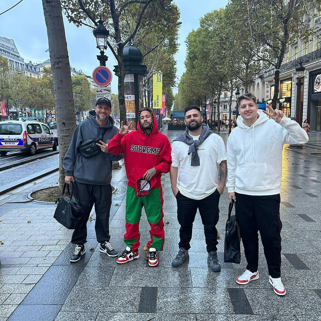 足球球星都穿什么鞋,足球球星潮流穿搭