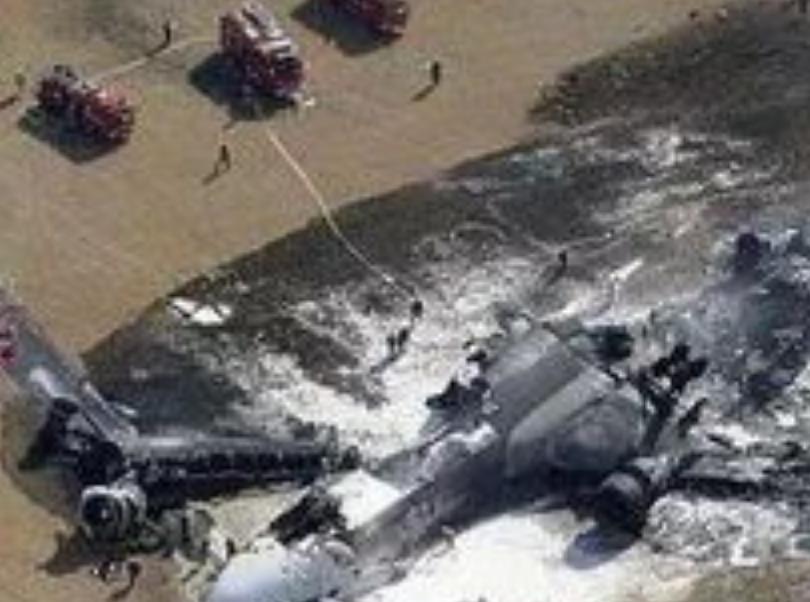 世界上最惨重的空难583人丧生,死亡最惨的空难583人葬身火海