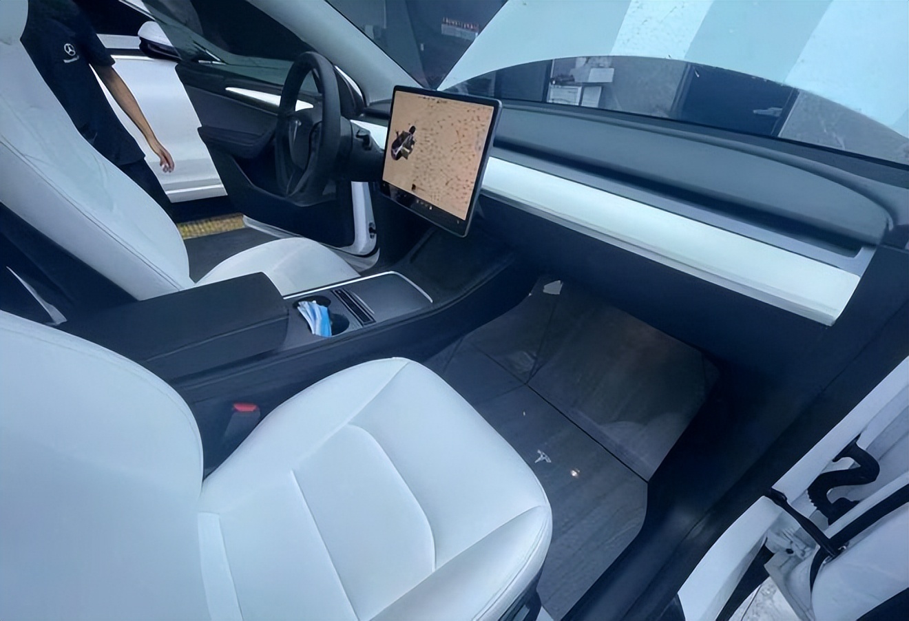 电动汽车和燃油车成本,电动汽车真的比燃油车省钱吗