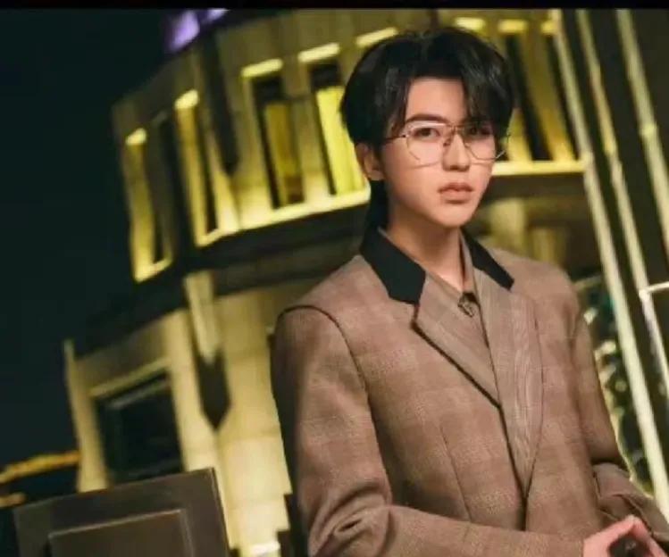 蔡徐坤被黑得最厉害的时候,如何看待蔡徐坤被全网黑