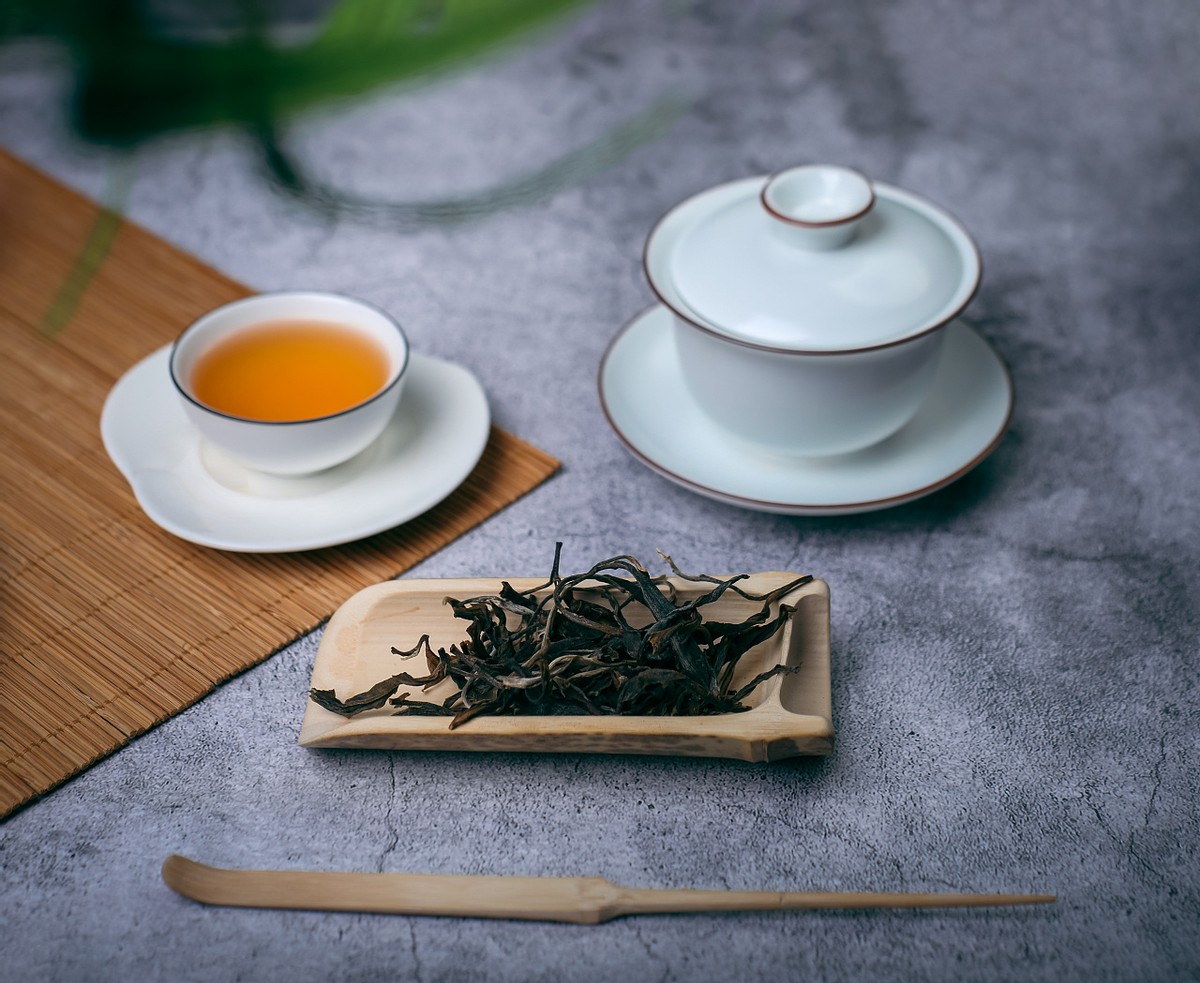高血压喝红茶还是绿茶能降血压,高血压喝红茶还是绿茶最好