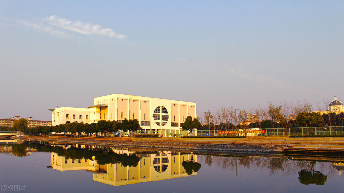 上海对外经贸大学专升本招生简章,上海对外经贸大学专升本通知书