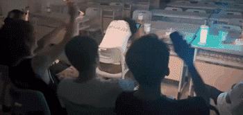 开心一刻｜有人接单吗？接一下我的孤单