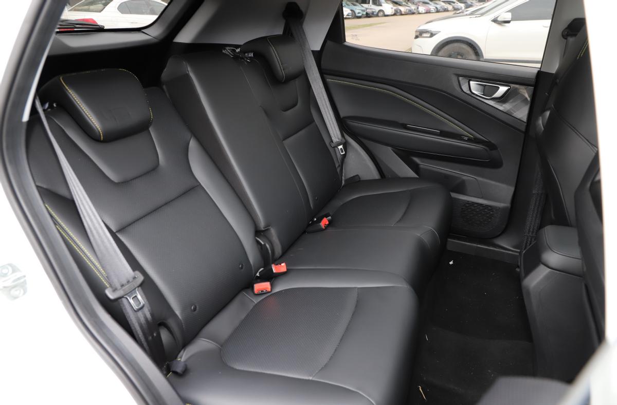 最便宜的2.0t加四驱的小钢炮,五万元选国产小钢炮我就选这几款