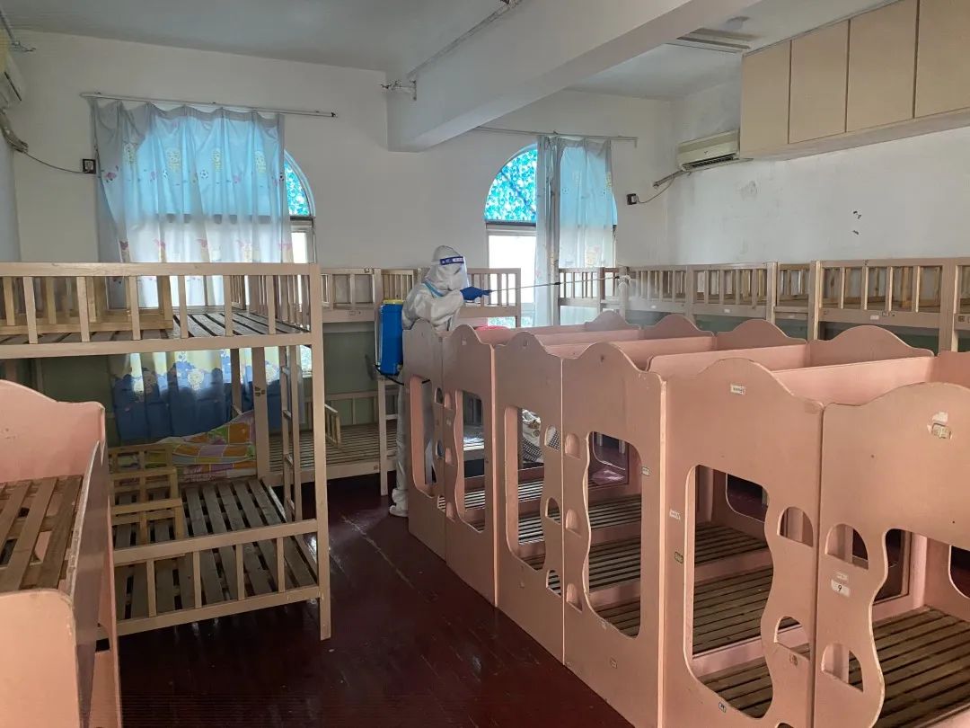 复课复学消毒消杀简报,复学复课学生食堂清洁和消杀