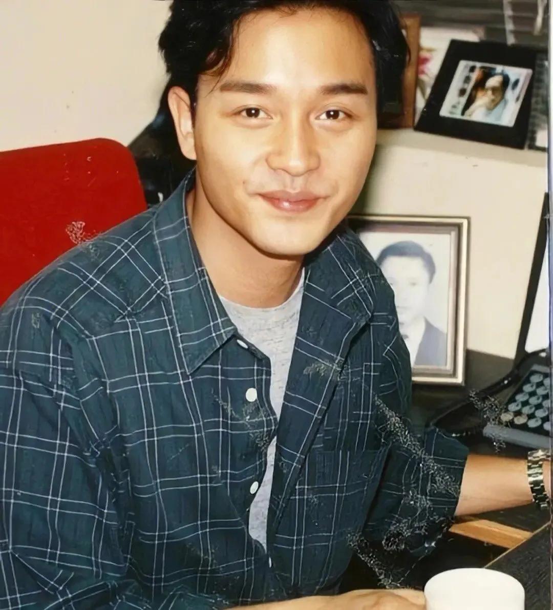 鏋椾繆鏉版紨鍞变細棣欐腐椤舵祦缁勫悎 (鏋椾繆鏉伴娓紨鍞变細mirror鍥剧墖)