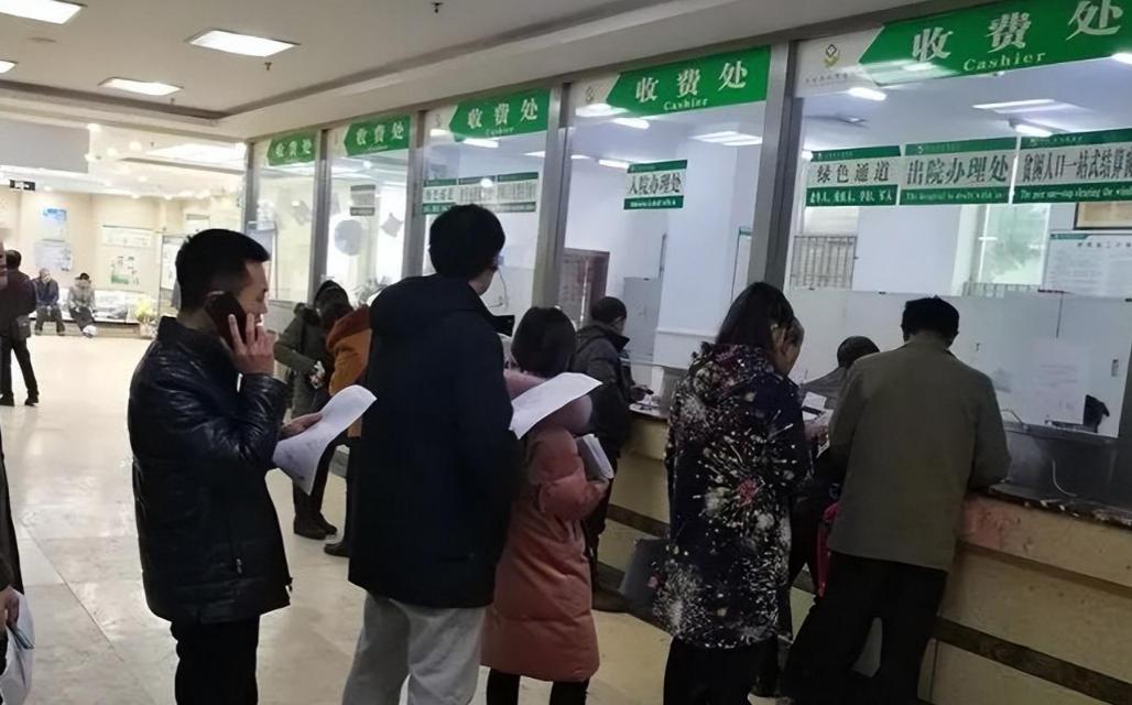 老人晨练撞小孩后续,老太太晨练被撞