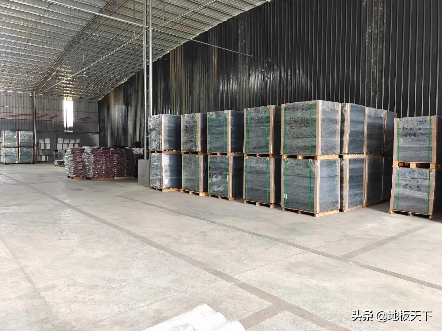 橡胶缓冲垫防滑地垫,橡胶地垫室外滑滑梯专用