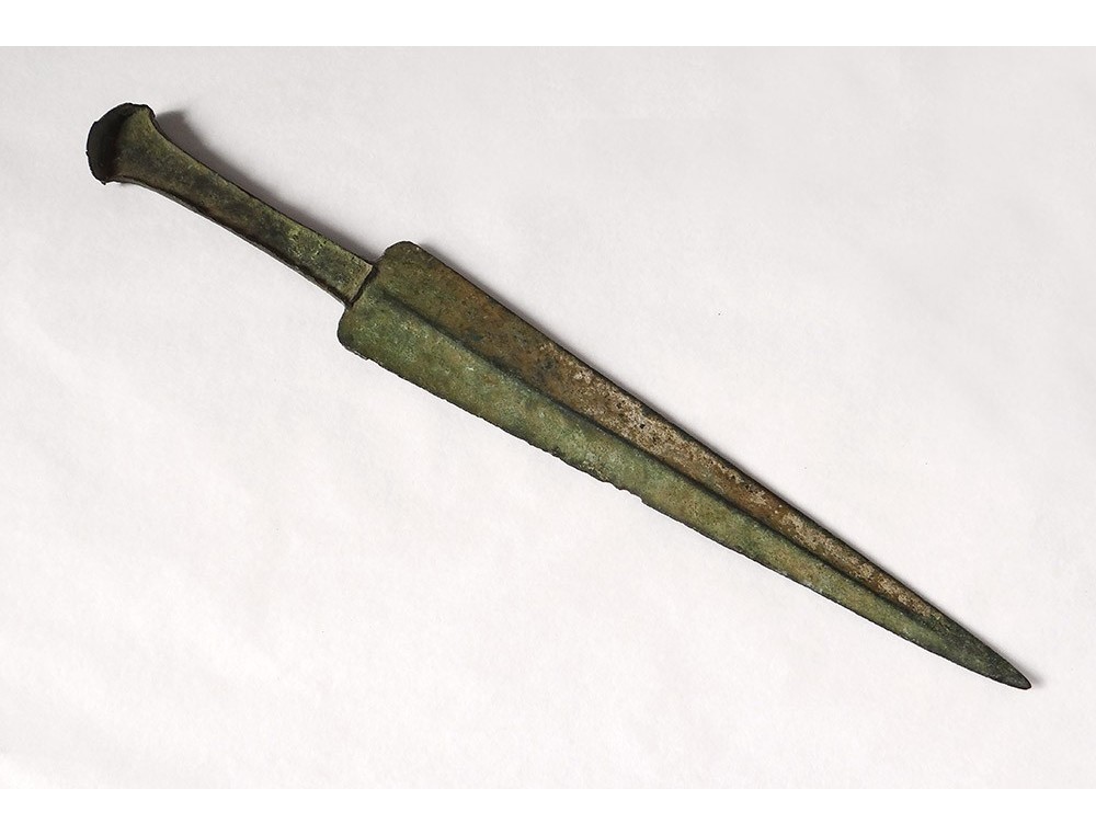 古代丝绸之路胡商的主要交易品,丝绸之路的历史故事300字