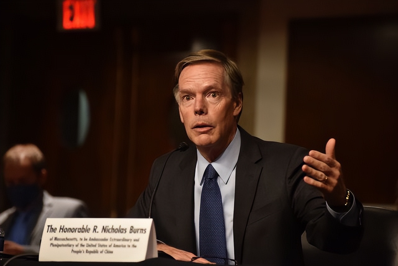 中国目前大量接美国订单是好事吗,中方取消美国3200亿订单是真的吗