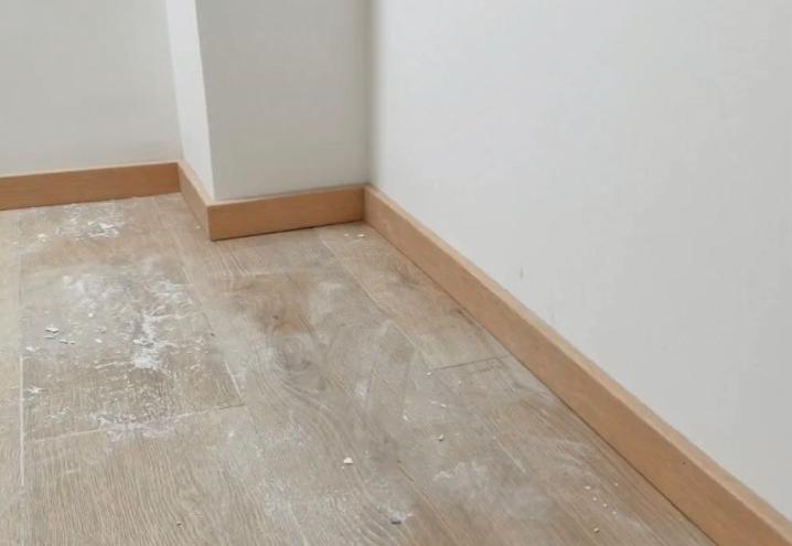 踢脚线材质怎么选好看,极窄踢脚线怎么选择颜色