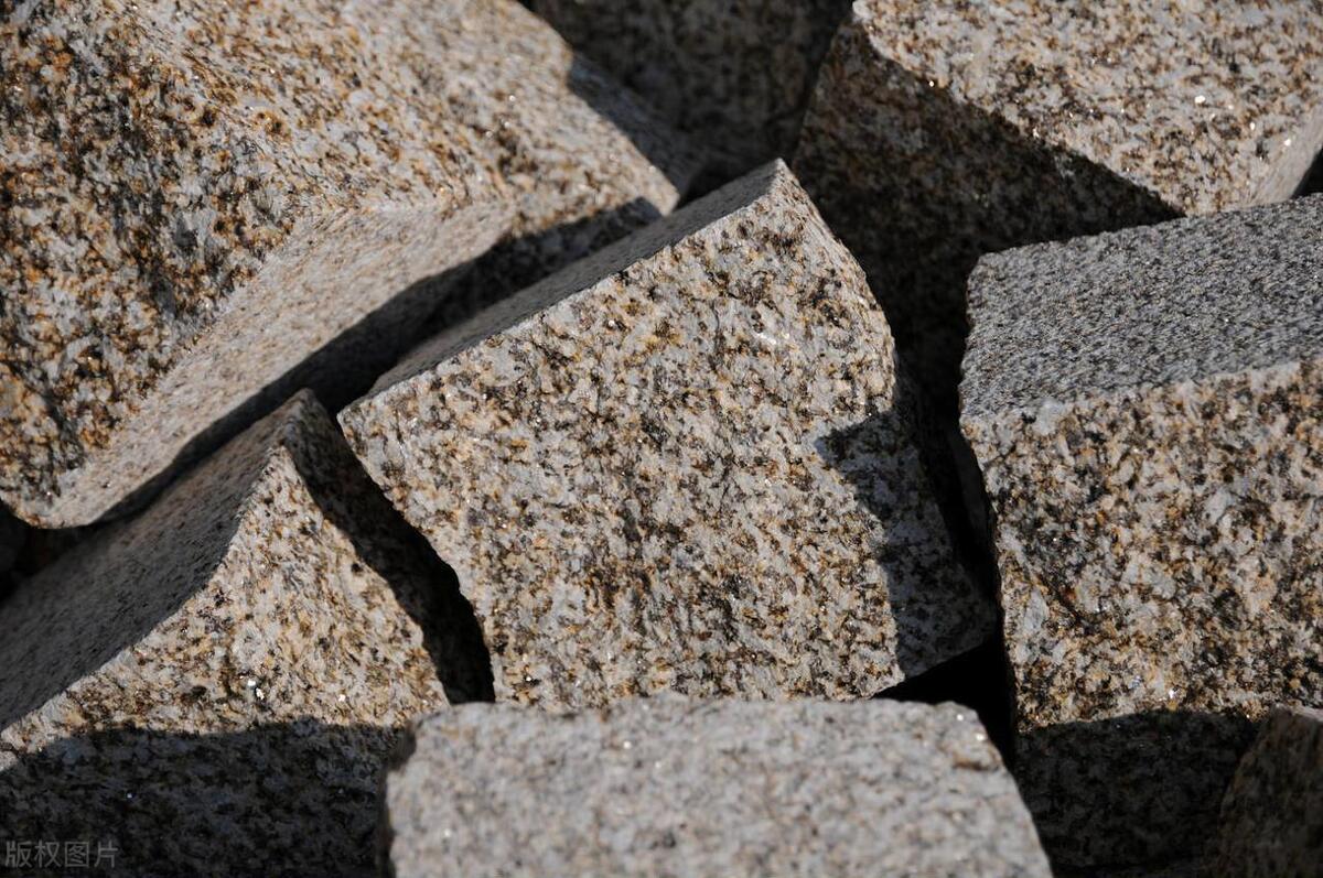 年产950万吨，59.4亿起拍！江苏连云港储量超2.6亿吨花岗岩矿出让