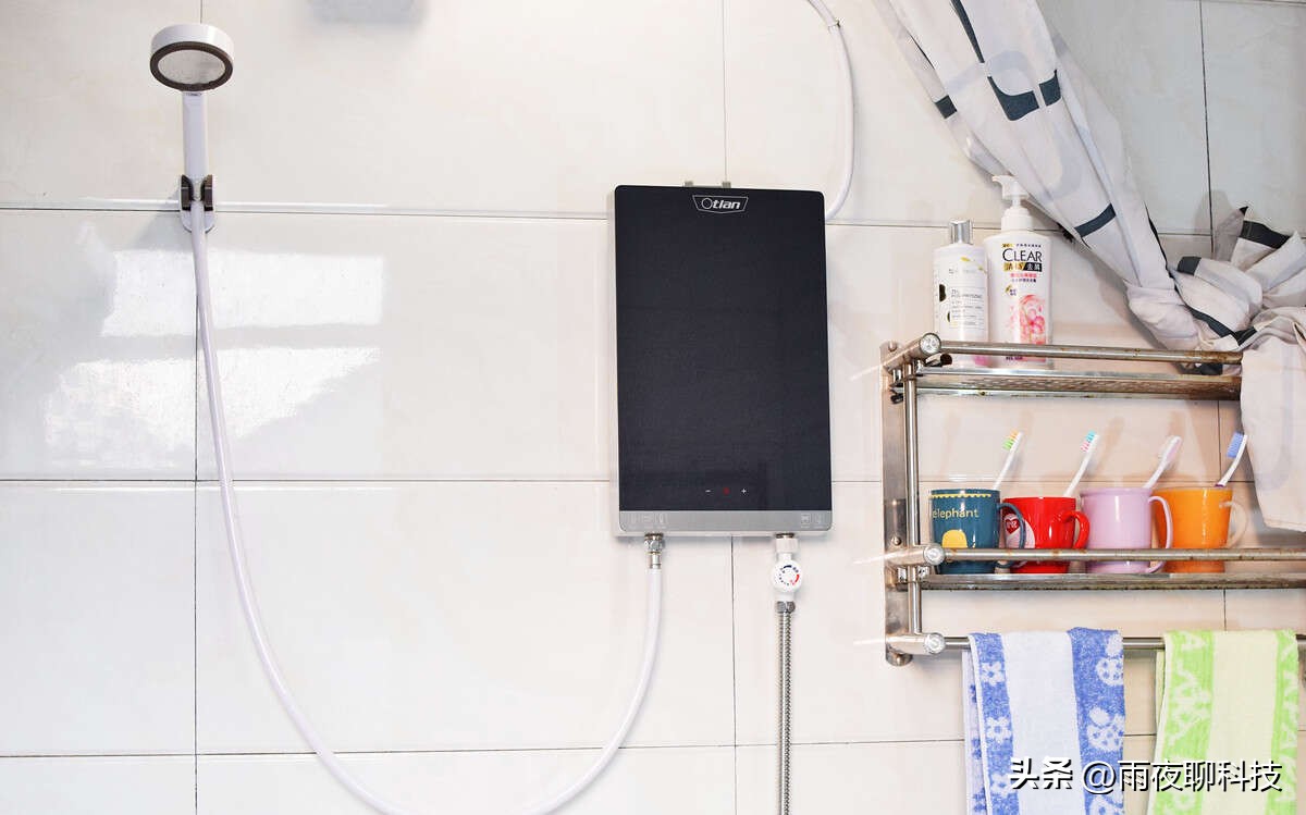 奥特朗otlanf14h-y70a即热式电热水器,奥特朗otlanf16h-z70a即热式电热水器