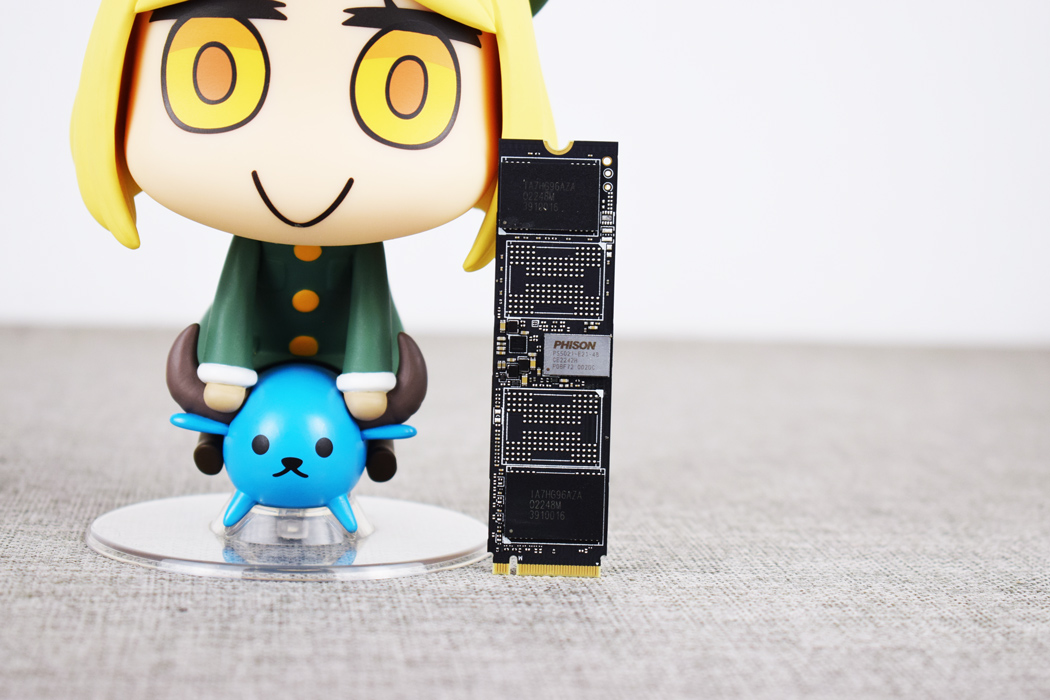 影驰星曜x4pro固态1t跑分,影驰星曜x4pro固态什么颗粒