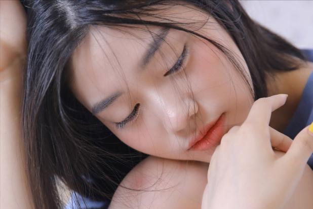 女性自己“用手”会怎么样？会不会破坏处女膜？