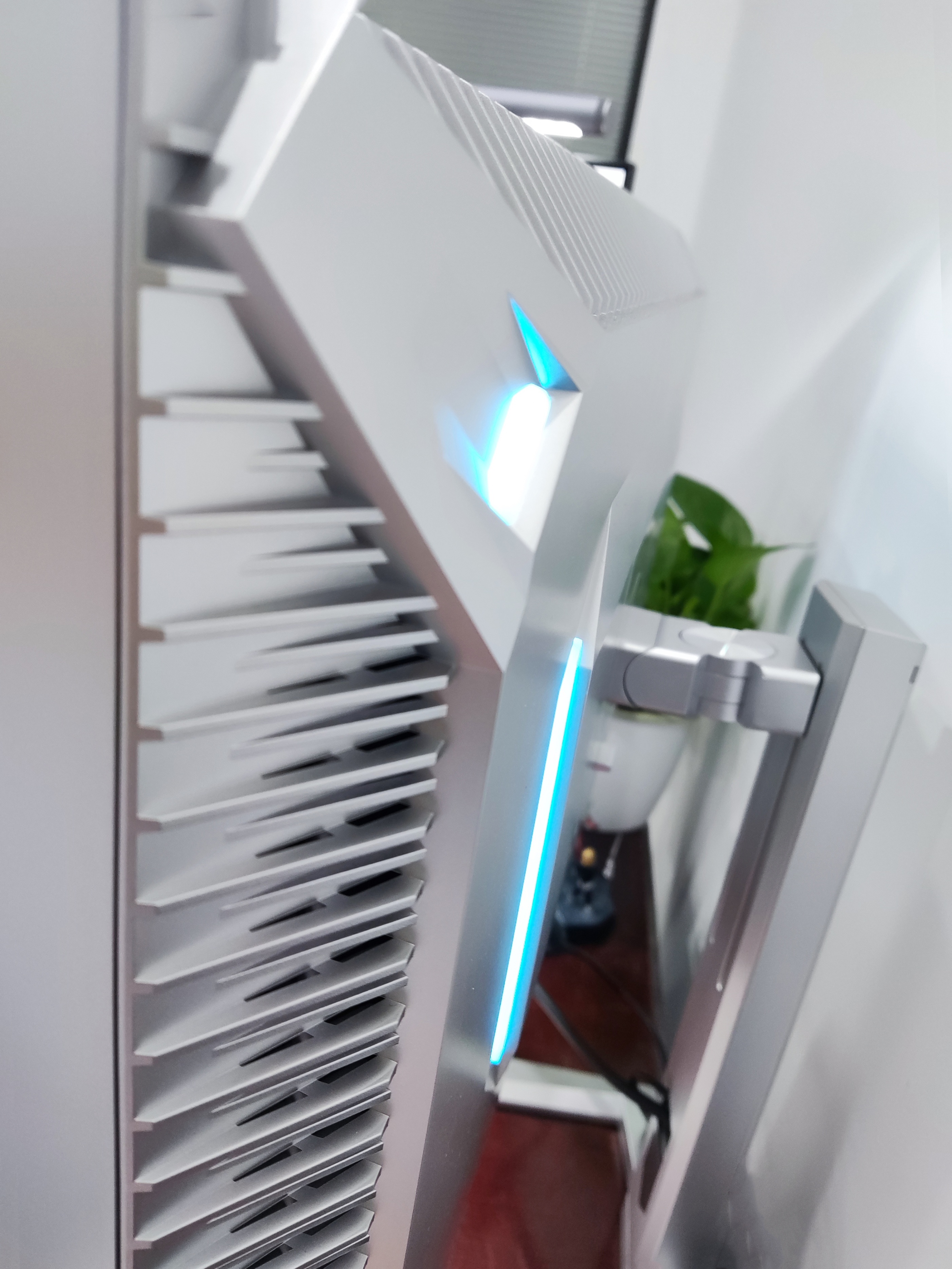 平面设计如何选择显示器,做建筑设计的显示器