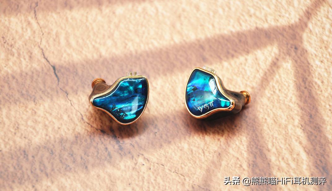 鍚笉鑵荤殑闊虫晥,鍚潃涓嶅埡鑰崇殑HiFi鑰虫満