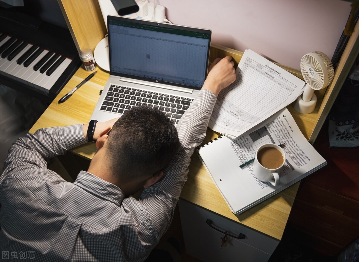 总是无意识挠后脑勺,睾丸处瘙痒越挠越痒怎么缓解