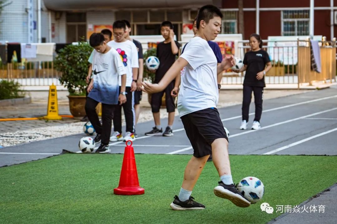 初三体育测试扣分标准,中考体育犯规会零分吗