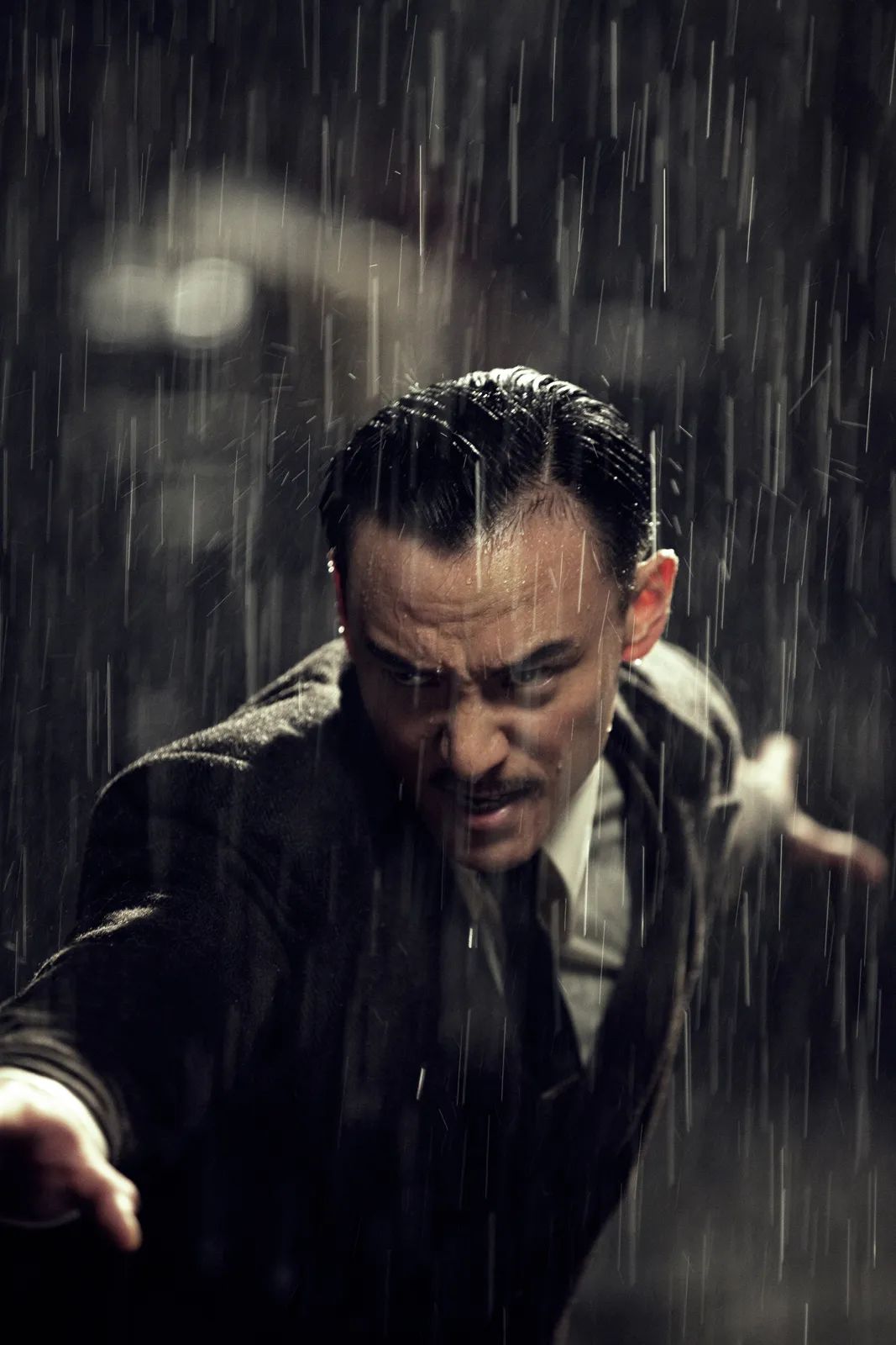 从港影港片看香港25年大变化,庆祝香港回归25年回忆港片