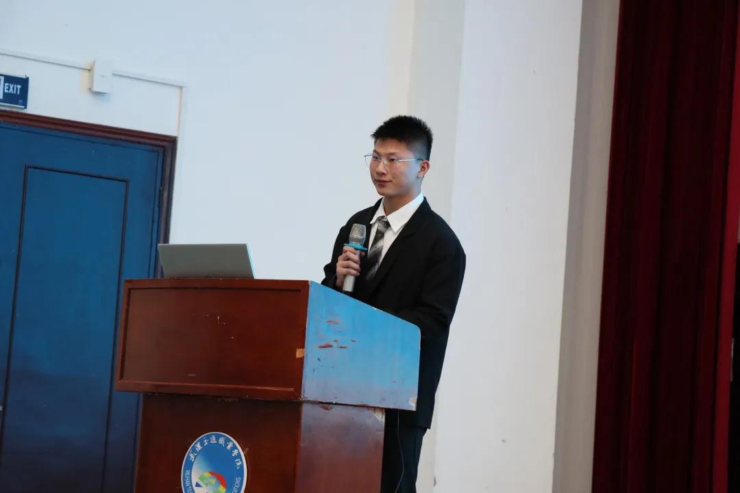 台上台下一把好手，武交院的这个小伙儿，靠谱