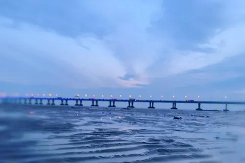 适合跨年发的搞笑有趣句子,幽默高质量的微信说说