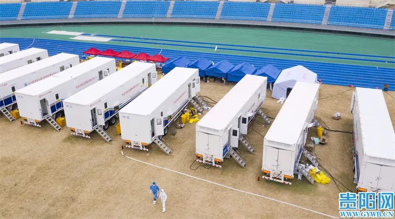 直击佛山南海大学城核酸检测,移动式方舱核酸检测实验室