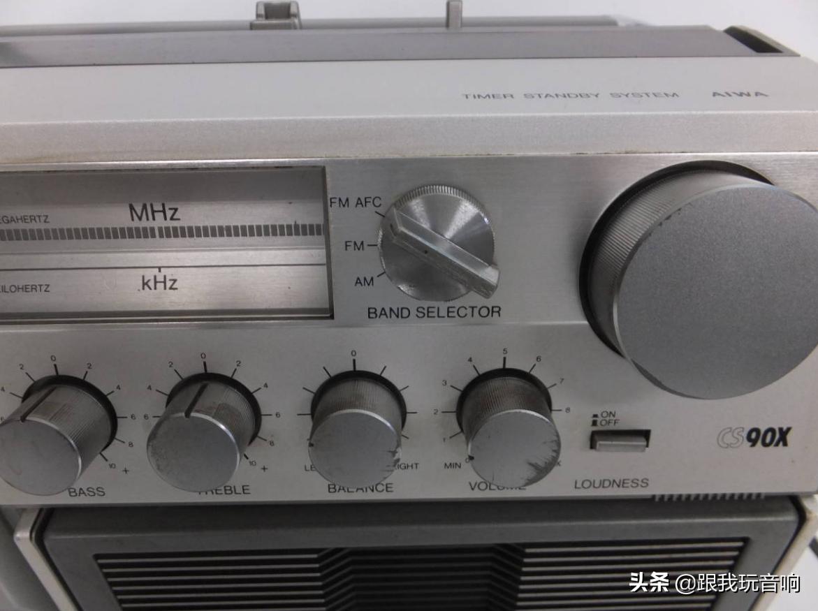 爱华AIWACS-90X经典双UV表单卡收录机