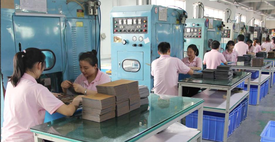 老外也为手机壳疯狂？从亏损几百万到年销上亿，她终于押对了