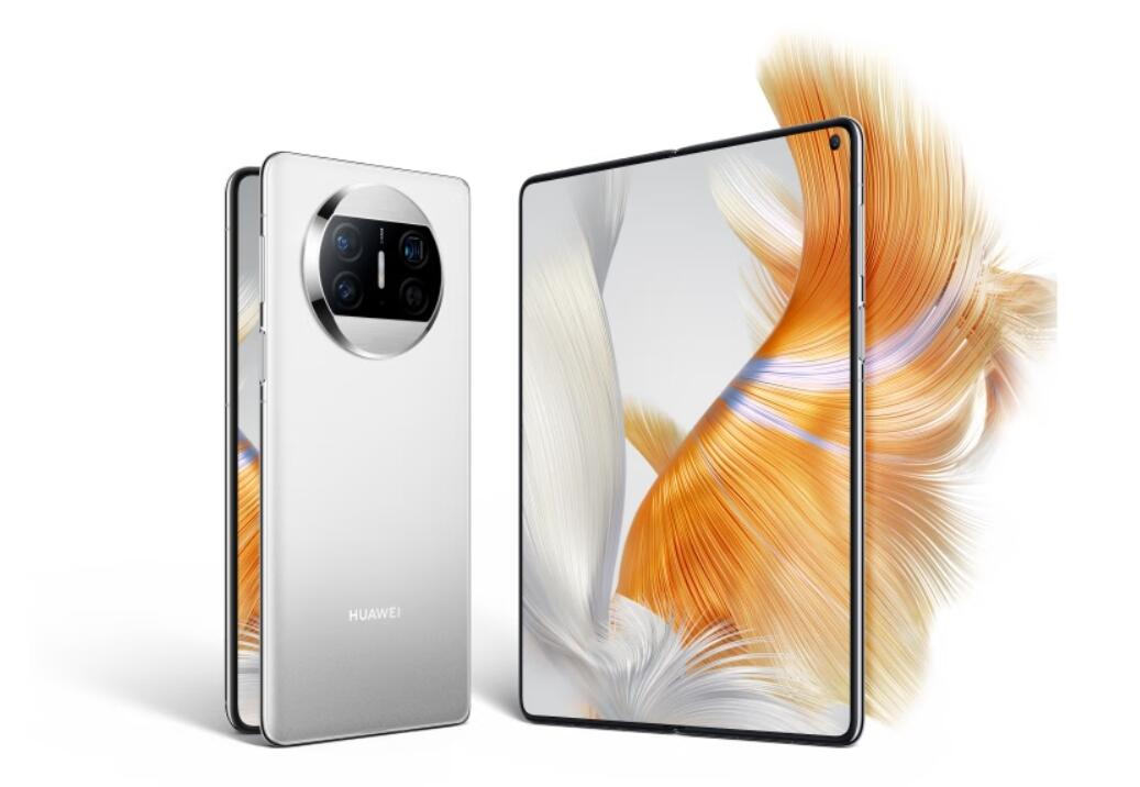 灵魂拷问“折叠屏是否好用”上热搜，是花钱买享受，还是找罪受？